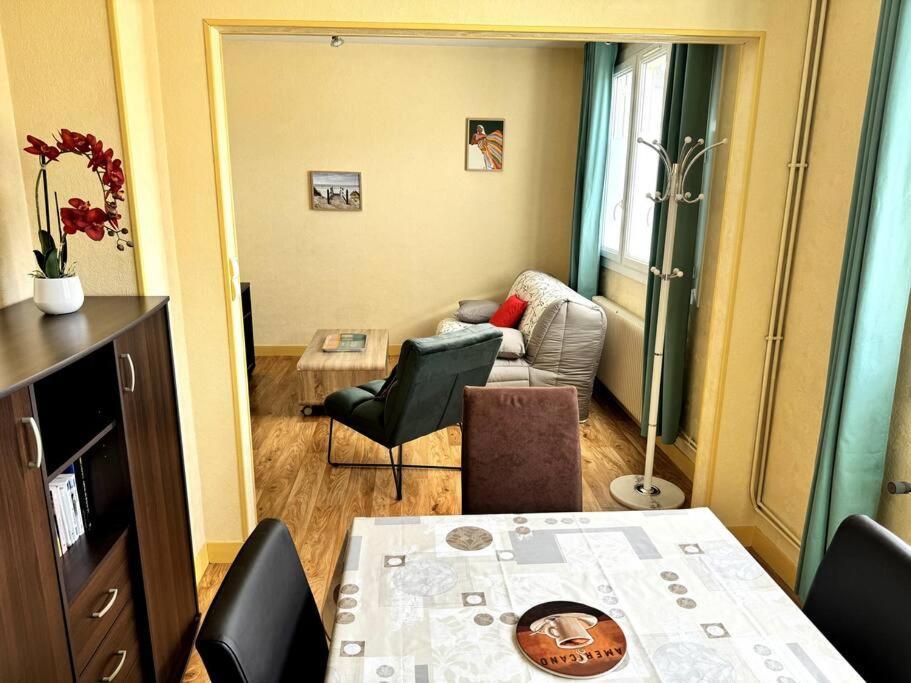 קאין Appartement Proche De L'Hyper-Centre Avec Garage מראה חיצוני תמונה